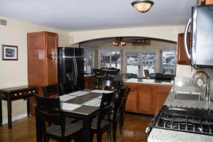 Swan River Haven off the Swan Creek with or without Pontoon and Jetskis