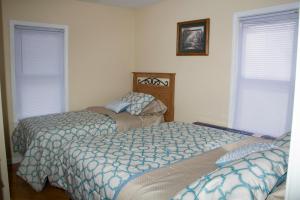 Swan River Haven off the Swan Creek with or without Pontoon and Jetskis