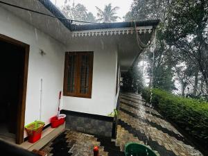 Munnar Stays - Homestay & Resort