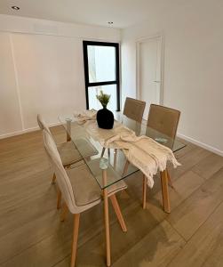 2 amb a estrenar Plaza Colon - 4 personas