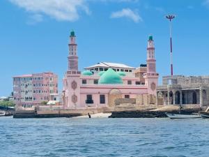 Nyota 11 - Jua Resort