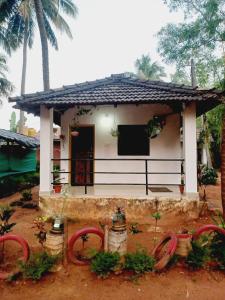 Mahadevi Guest House