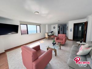 Amplio Apartamento Para Grupos Cerca Al Mar Por Parceros Group