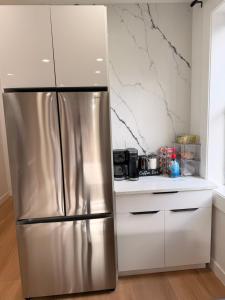 The View - Direct Bus Time Square NYC Breakfast Included - B