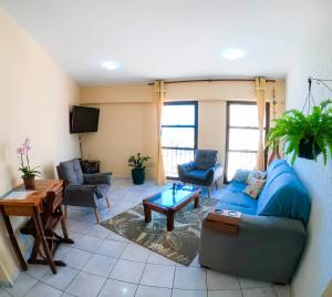 Ap Frente Mar com Piscina na Martim de Sá