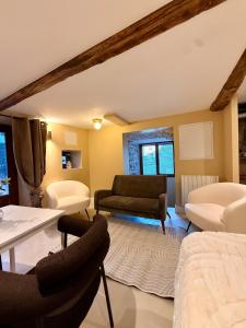 La Pierre Dorée - popular, elegant, fully equipped