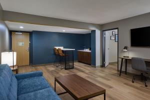 Four Points by Sheraton Englewood Centennial Airport