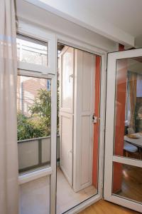 #1 Location Tbilisi 2BR Liberty Square Balcony