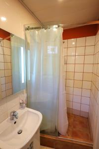 #1 Location Tbilisi 2BR Liberty Square Balcony