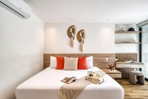 Studio con Terraza Priv and Rooftop con Jacuzzi