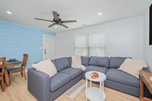 Unit E Beachwalk Pool Access Sauna Mini Golf