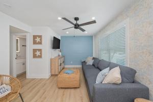 Unit A Beachwalk Pool Access Sauna Mini Golf