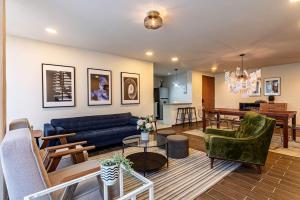 Bright 3BR Apartment with Balcony and Workspace