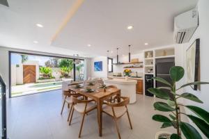 3BR Modern Villa with Pool, 150m walk to paradise