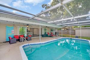 Heated Pool Family Fun at Silver Sands Clearwater