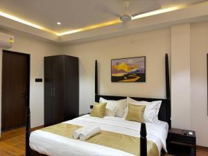 Hotel Aventus - by Urbantara