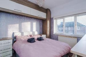 3BR Manchester Home By Kammili Properties With Free Parking & Fast City Access