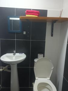 La casa en la estación cocornà