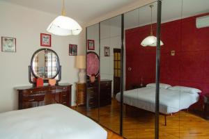 Saras Nest near the Vatican