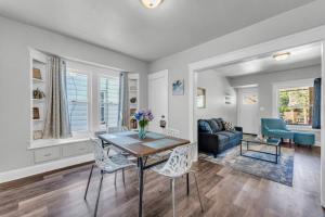 Bright 2BR South Hills - Old Brooklyn Home