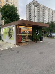 Barra Olímpica bem localizado