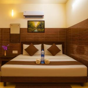 Rainbow Inn - Opp Azadpur Main Mandi