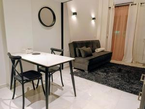 The Loft Thessaloniki - Explore The Center on Foot