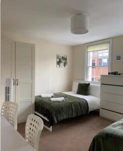 Lovely Rooms in Camden Town, Central London