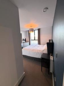 Stylish Penthouse In Moseley, Birmingham