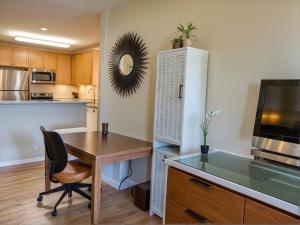 Resort-Style Family Getaway in Santa Monica