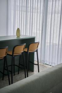 Casa Orbit AC Pool Jacuzzi Central Location