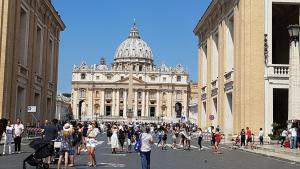 Vatican Home in Rome - Suite St. Peters View