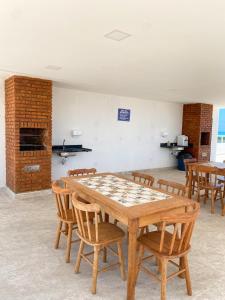 Apartamento Moderno com 2 Suítes a 100m do Mar