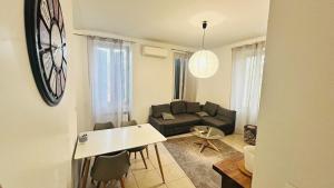 logement entier chambre salon proche du velodrome et Prado calme et spacieux