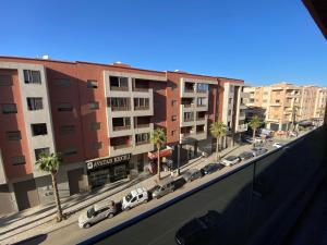 Chic garden & grand balcon