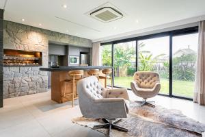 Casa Marés em frente ao mar no Morro das Pedras