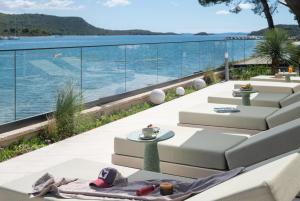 Luxury villa Zara, first row to the sea!