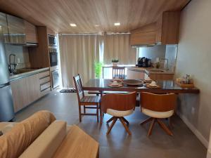 Camboinhas com a VISTA MAIS LINDA! Cobertura TOP