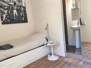 Economic Single Room ( 1 Adult) room in Villa Cote d'Asoet