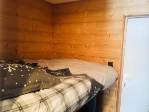 Val Thorens - Ski InOut - 4 Beds Flat V-473