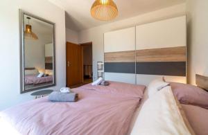 Seaside holiday house Barbat, Rab - 25029