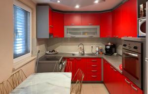 Beautiful Home In Lovorje