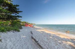 Ap Hibisco Mobiliado, 2 quartos, climatizado pertinho da praia