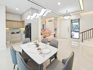 Luxury 2BR BSD House near ICE BSD