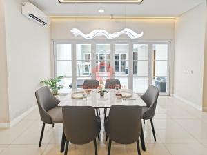 Luxury 2BR BSD House near ICE BSD