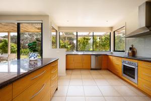 Saltwood House at Merricks Beach