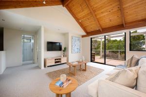 Saltwood House at Merricks Beach