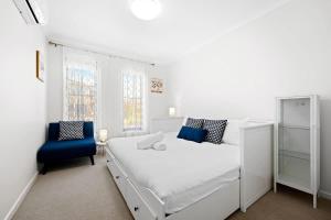 Modern 2BR Home in Wyndham Vale
