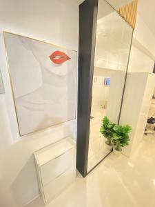 The Courtyard Contemporary Studio at Taguig WiFi