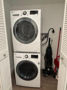 Stylish Westside Residences Near Sony Studios